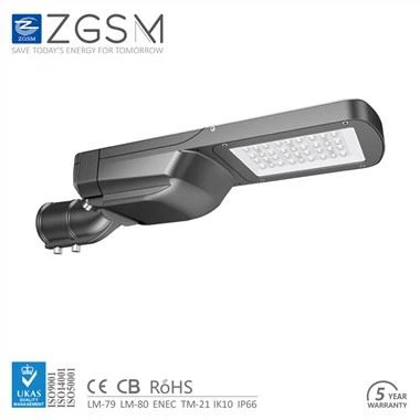 LED gaisma ielas vienkāršai un ātrai uzstādīšanai